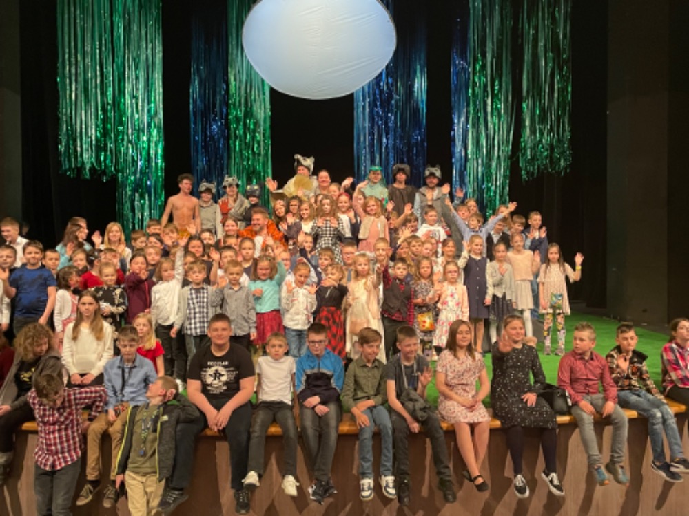 6062D640 4588 4055 9E41 0CC92F7425C9