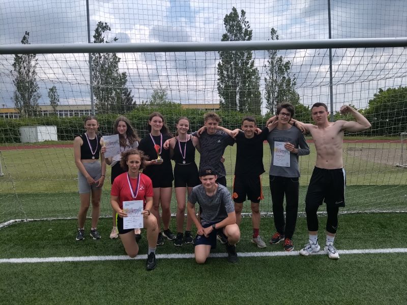 čtyřřboj 2 do článku