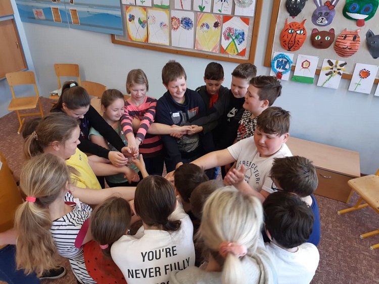 279041651 427749229157073 3547327387306370004 nzm