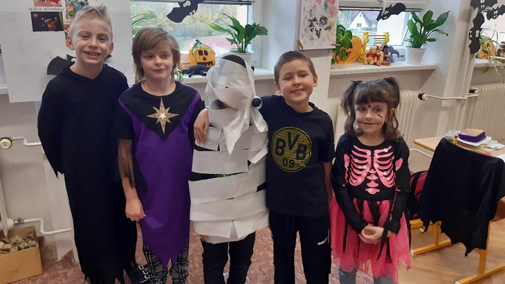 371075317 701042855455745 483525671494207527 nzm