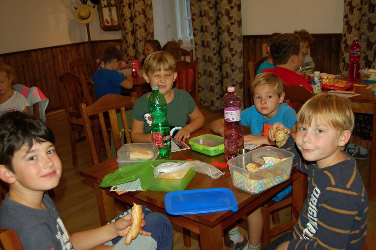 42304084 1211797735641666 4176187570247434240 o