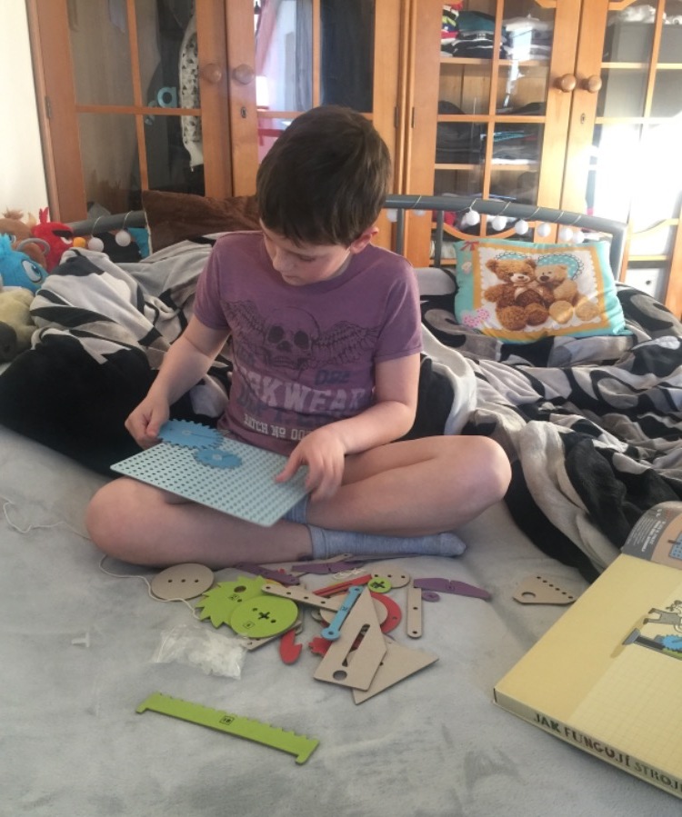 2D855127 598C 492B 9BD7 8D2B02EB5DFB