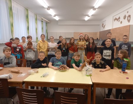 celá třída menší